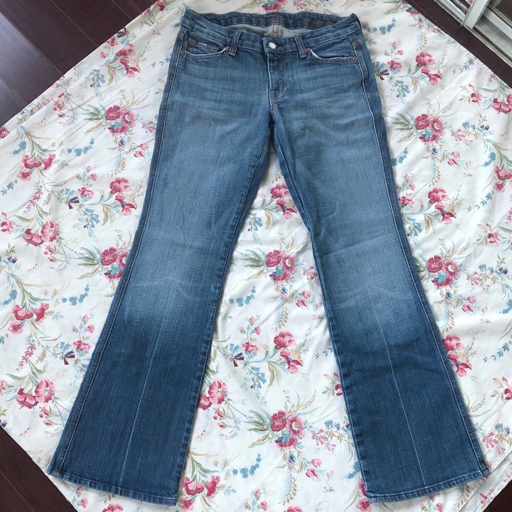 7 For All Mankind bootcut jeans size 28 like new